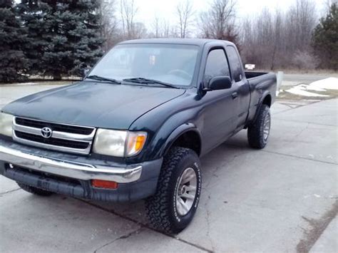 Find Used 1998 Toyota Tacoma Pre Runner Extended Cab Pickup 2 Door 34l