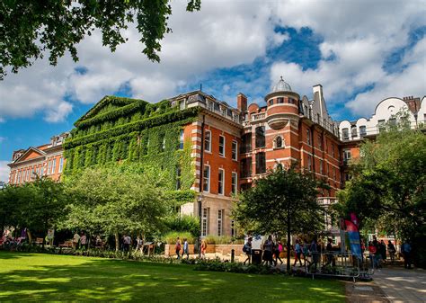 Kings College London University Of London Fees Reviews Rankings