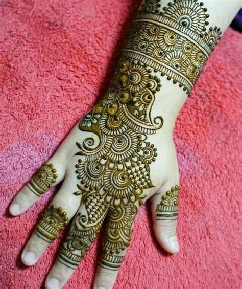 32 Stunning Back Hand Henna Designs To Captivate Mehndi Lovers Back