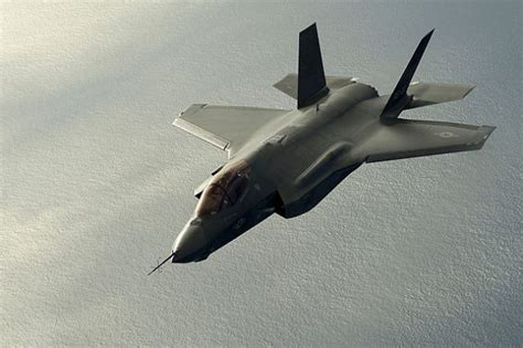 10 Most Powerful Fighter Jets In The World Timespek