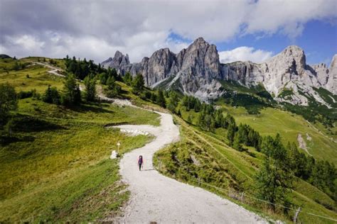 Alta Via 1 Dolomites Hiking Guide Map Moon And Honey Travel