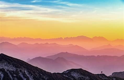 Download Colorful Gradient Sky Mountains Mac 4k Wallpaper