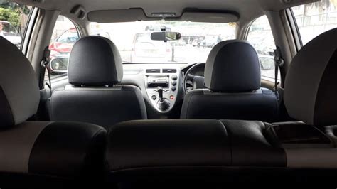 For the eighth generation, honda split the model into two different platforms, one for sedan and coupe, and one for a hatchback designed primarily for the european market using a simpler rear suspension from the honda fit and. Honda Civic 2006 Hatchback | Aster Vender Compact Cars