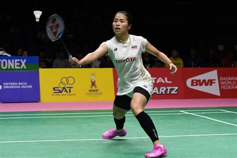 Ratchanok intanon is a thai badminton player who became the first thai to become no.1 in women's singles. Uber Cup 2018 final: Japan vs Thailand badminton live ...