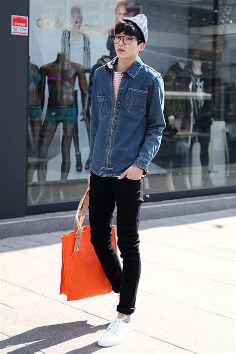 Korean street style clothing for stylish guys. Korean street style | Korean fashion men, Korean fashion ...