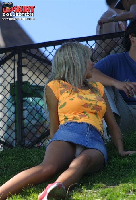 Voyeur Pictures Of Accidental Upskirt Hot Blonde In Denim Mini