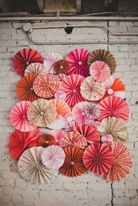 Easy Paper Decors To Spruce Up Plain And Boring Walls Your Projectsobn