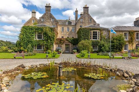 A Spectacular 17th Century Scottish Mansion — Francis York