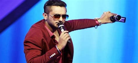 Yo Yo Honey Singhs New Comeback Single Makhna Trailer Out News Nation English