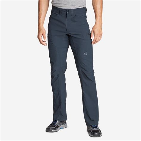 These pants are so impressive that we want to buy some in just about every color. Men's Guide Pro Pants | Eddie Bauer