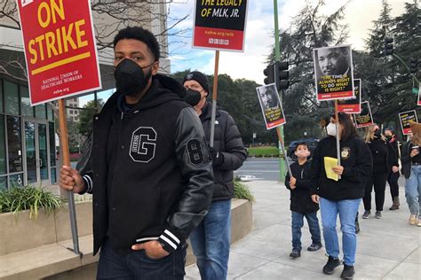 Kaiser Mental Health Workers Enter Second Week Of Strike Redwood City