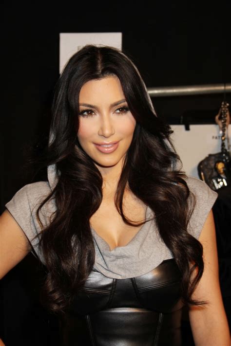 Actress Kim Kardashian Latest Hairstyle Trends 2013 Style Choice