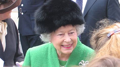 Queen Pokes Fun Of Her Refusal To “kick The Bucket” Starts At 60