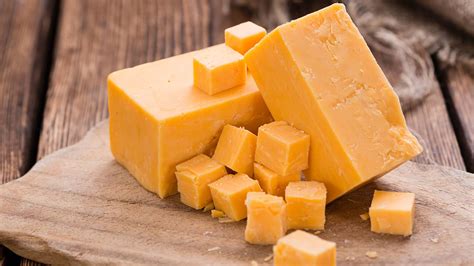 Сирене Чедър | Cheddar Cheese - състав, калории, рецепти и приложение в ...