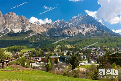 Cortina Dampezzo Towards Pomagagnon And Monte Cristallo Vento