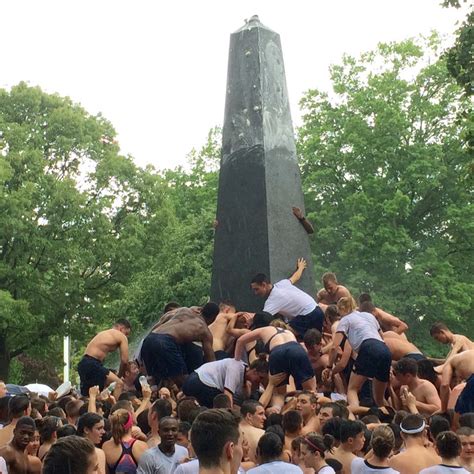 Naval Academy Plebes Brave Humidity Rain In Monument Climb Wtop News