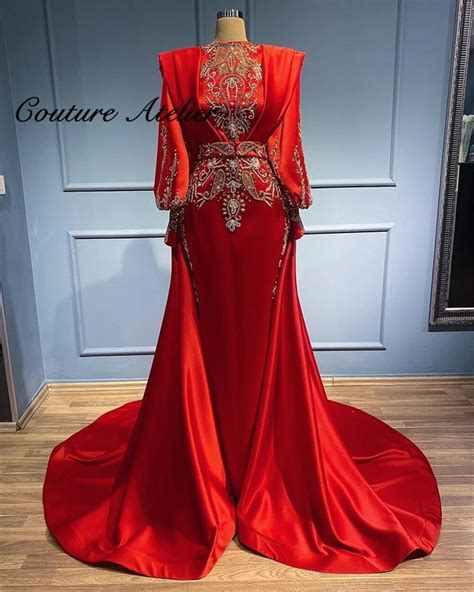 Red Muslim Evening Dresses Long Sleeve Beaded Party Dress Turkey Arabia A Line Formal Gowns