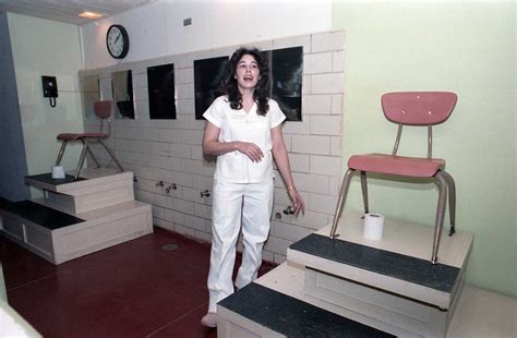 1998 Woman Executed For Grisly Houston Murders