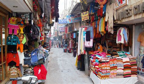 5 Things To Do In Karol Bagh Market Delhi