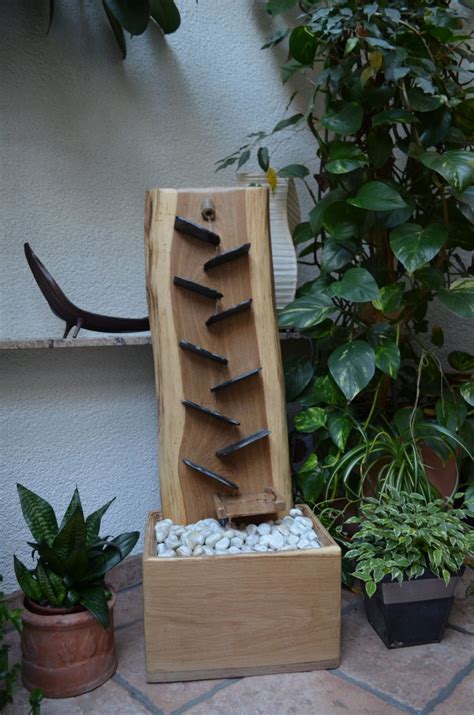 Was wäre aber, wenn wir ihnen sagen, dass sie ganz einfach, schnell und völlig umsonst selber einen originellen gartenbrunnen bauen können? Zimmerbrunnen Wasserfall Selber Bauen Mit Zimmerbrunnen ...