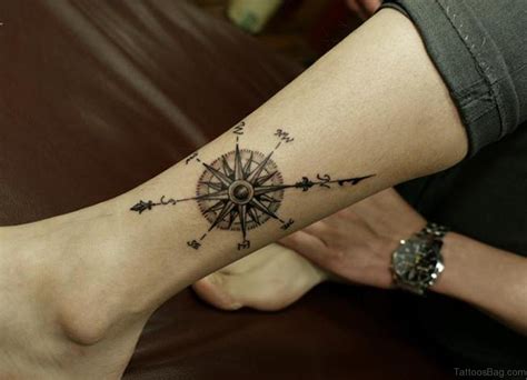 41 Stylish Compass Tattoos For Leg Tattoo Designs