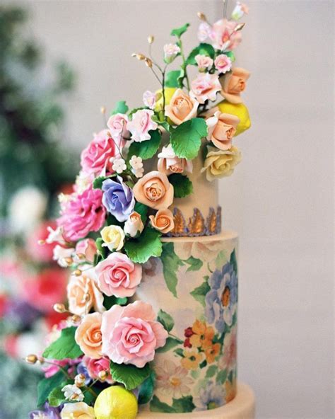 29 sugar flower wedding cakes that are too good to eat in 2022 sugar flower wedding cake