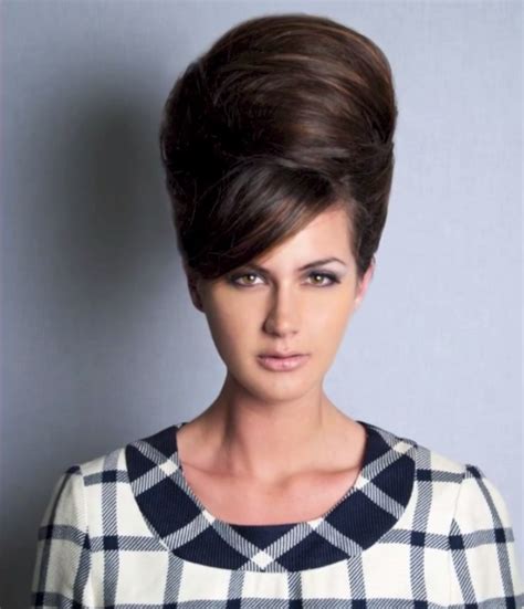 Channel the swinging 60s with a classic beehive style. Beautiful Fringe Hairstyle | Retro hairstyles, Vintage ...