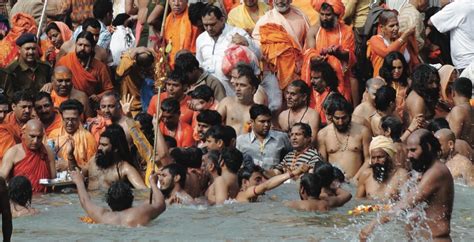 Special Feature Kumbha Mela Beseeching Mother Ganga S Blessings Hinduism Today