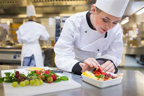 The symptoms of the allergic reaction may range from mild to severe. Governor of Illinois Signs Food Allergy Training Law ...