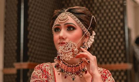 25 Trending Nath Designs That Will Flatter Your Bridal Look Bridal Jewellery Indian Indian