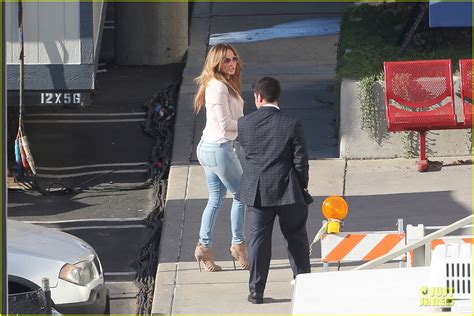 Jennifer Lopez Supports Leah Remini On Dwts Photo