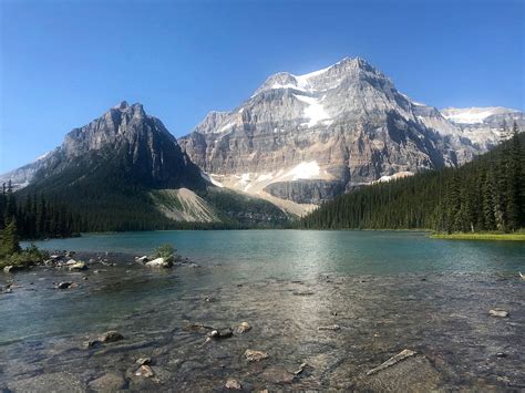 Hiking At Banff National Park Reveals Jaw Dropping Scenery The Daily