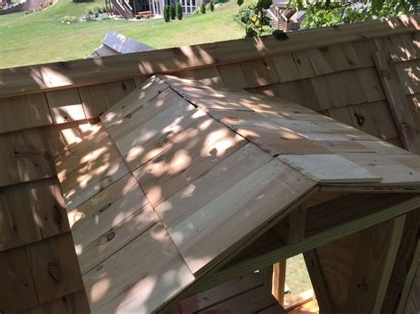How To Build A Cedar Roof And Siding For Your Treehouse Cedar Roof Shingle Roof Details