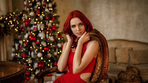 Wallpaper Redhead Model Holding Hair Looking At Viewer Smiling