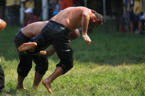 Turkish Oil Wrestling Pehlivans Güreş