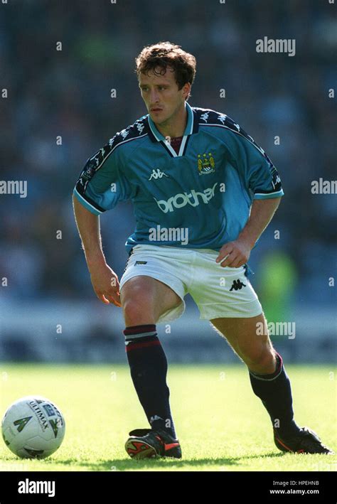Nicky Summerbee Manchester City Fc 06 October 1997 Stock Photo Alamy