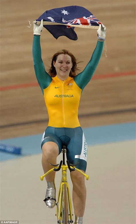 Australian Cycling Olympian Anna Meares Announces Her Retirement From