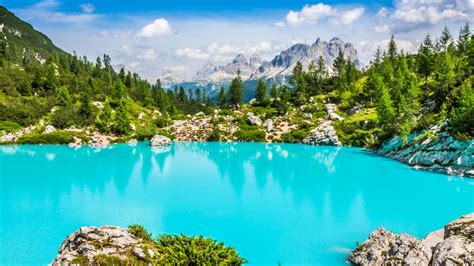 Dolomites Hillwalking Holidays In Italy