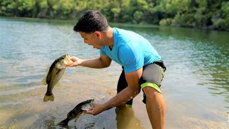 Pescando Bass En Lagos Cristalinos Bass Fishing Youtube