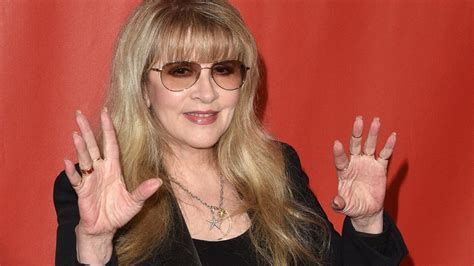 Stevie Nicks Impressed By Band S Cover Of Landslide