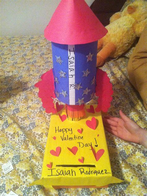 Rocket Ship Valentine Box Element