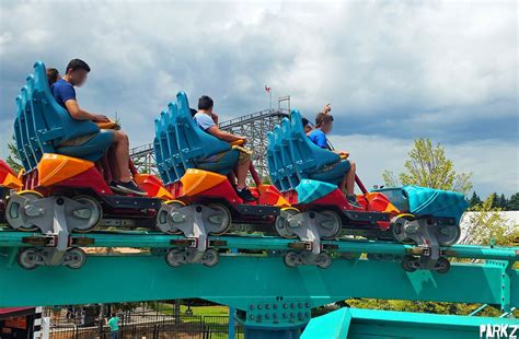Leviathan Roller Coaster At Canadas Wonderland Parkz Theme Parks