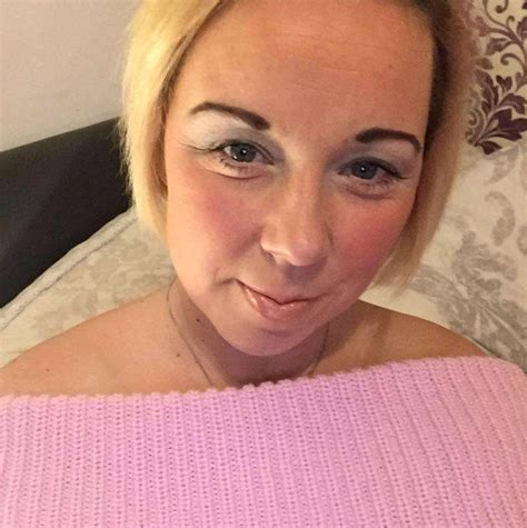 Rochester Mum Of Four Donna Fenn Goes Viral With Kiki Challenge