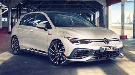 The vw golf gti drives up. New 2020 Volkswagen Golf GTI Clubsport turns up the wick ...
