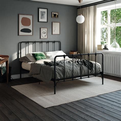 The durable wood and metal frame ensures this piece will last even after years of use. Mainstays Farmhouse Metal Bed, Queen Size Bed Frame, Black ...
