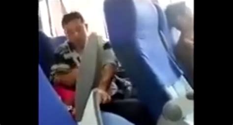 Indignante Hombre Toca Partes Ntimas A Menor En Bus Y Lo Dejan Libre Video Per Correo
