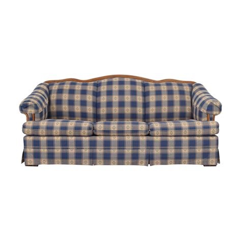 76 Off Broyhill Furniture Broyhill Furniture Roll Arm Sleeper Sofa
