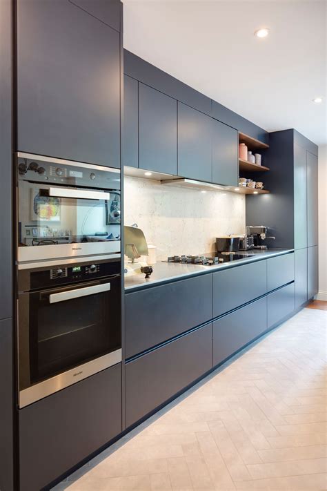 We Love A Single Wall Kitchen Everything Within Reach Stunning Black