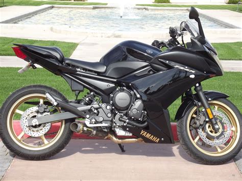 Get the latest specifications for yamaha fz 6r 2010 motorcycle from mbike.com! 2010 Yamaha FZ6R | Cool bikes, Bike, Motorcycle