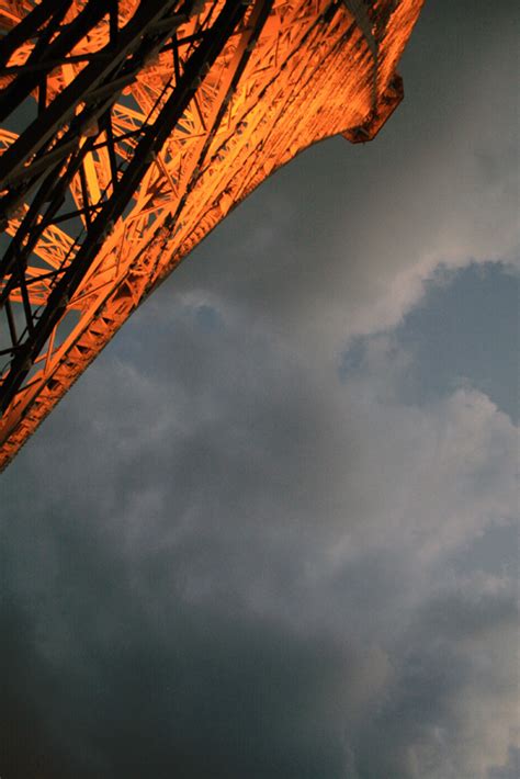 捕光捉影：艾菲爾鐵塔 Eiffel Tower 郭端｜翼報